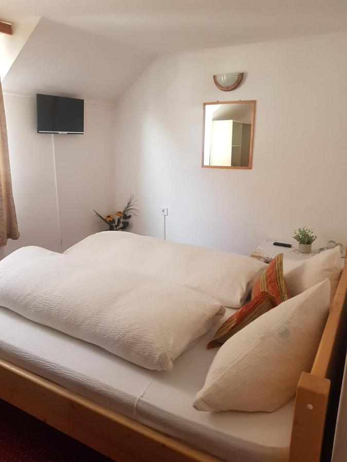 Pensiunea Casa Munteanu Râșnov Extérieur photo