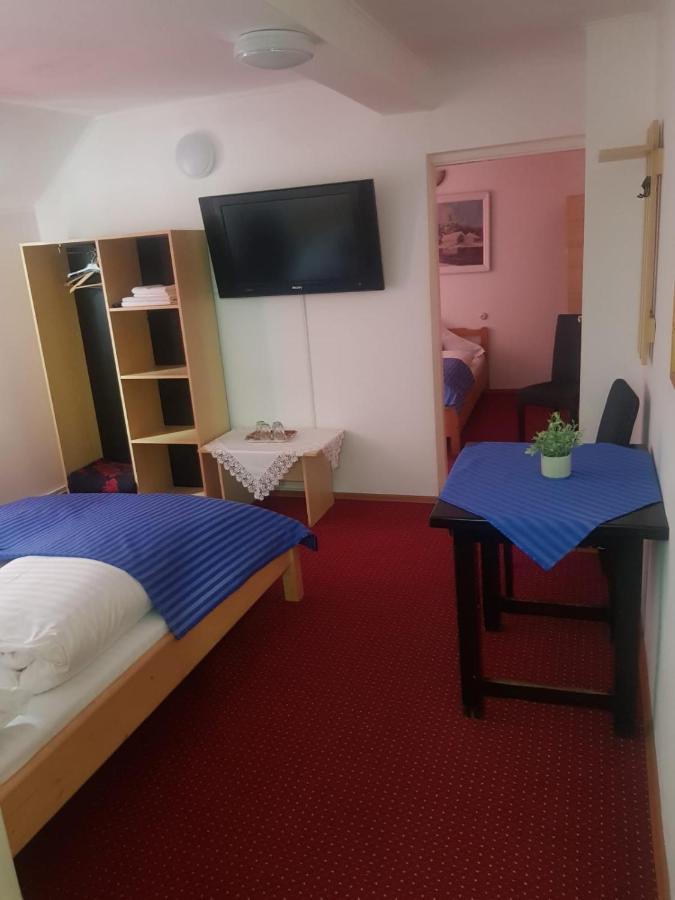 Pensiunea Casa Munteanu Râșnov Extérieur photo